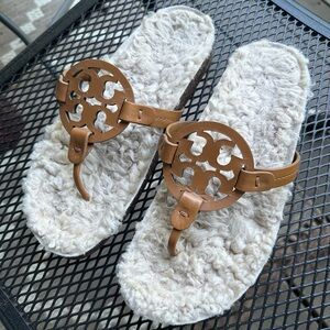 Tory Burch Miller Cloud Shearling Sandals, Size 8.5